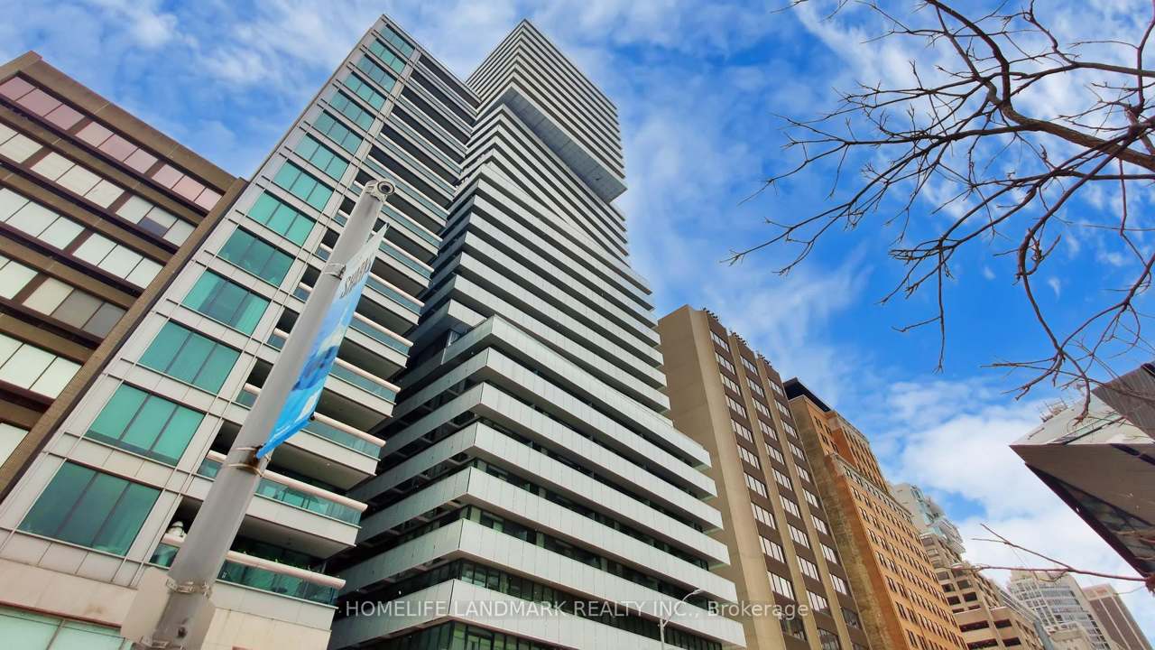 200 Bloor Street W 2305, Toronto, ON M5S 0B1