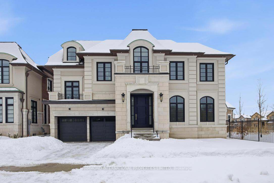 9 Lonergan Crescent, Toronto, ON M2M 4B3