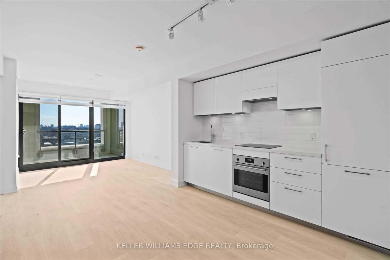 33 Frederick Todd Way 507, Toronto, ON M4G 0C9