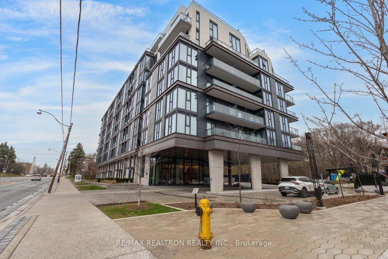 250 Lawrence Avenue W 416, Toronto, ON M5M 1B2