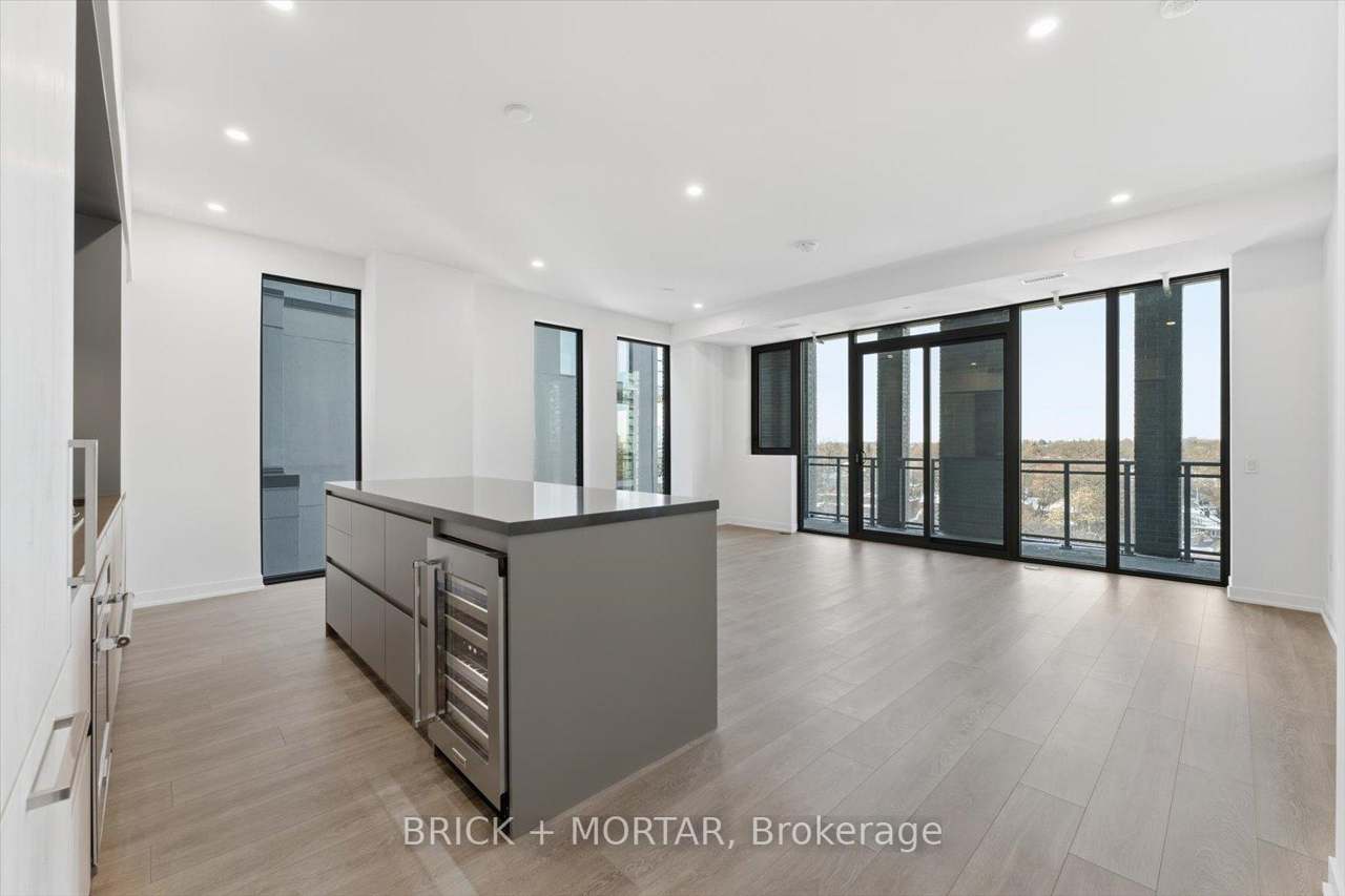 1 Hillsdale Avenue W 806, Toronto, ON M4S 0E5