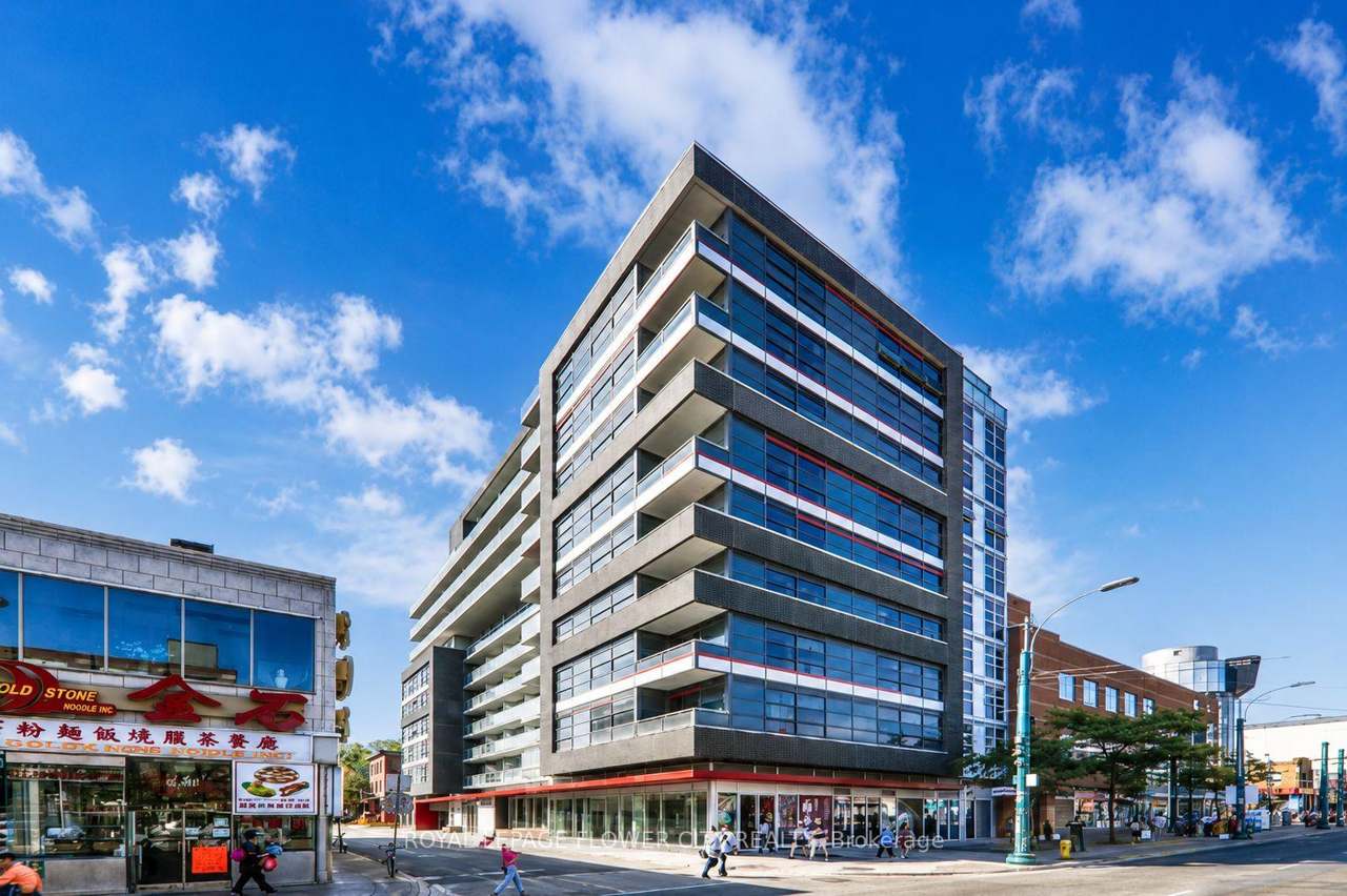 10 Willison Square 607, Toronto, ON M5T 1E7