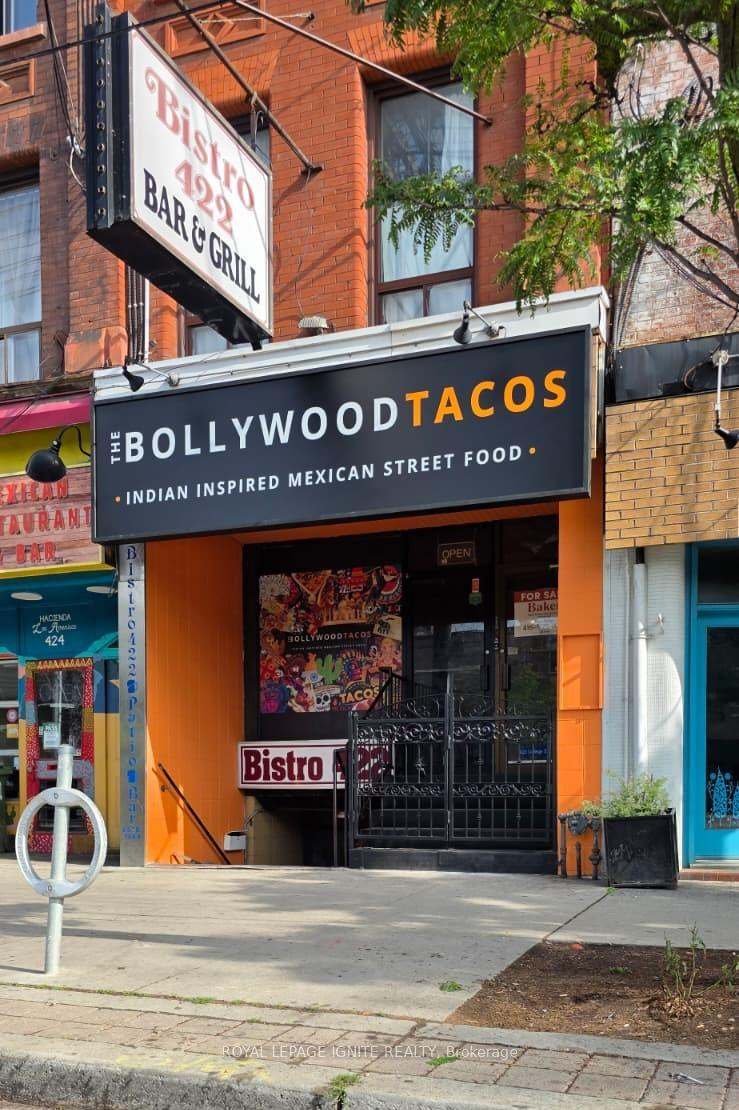 422 College Street Main, Toronto, ON M5T 1T3