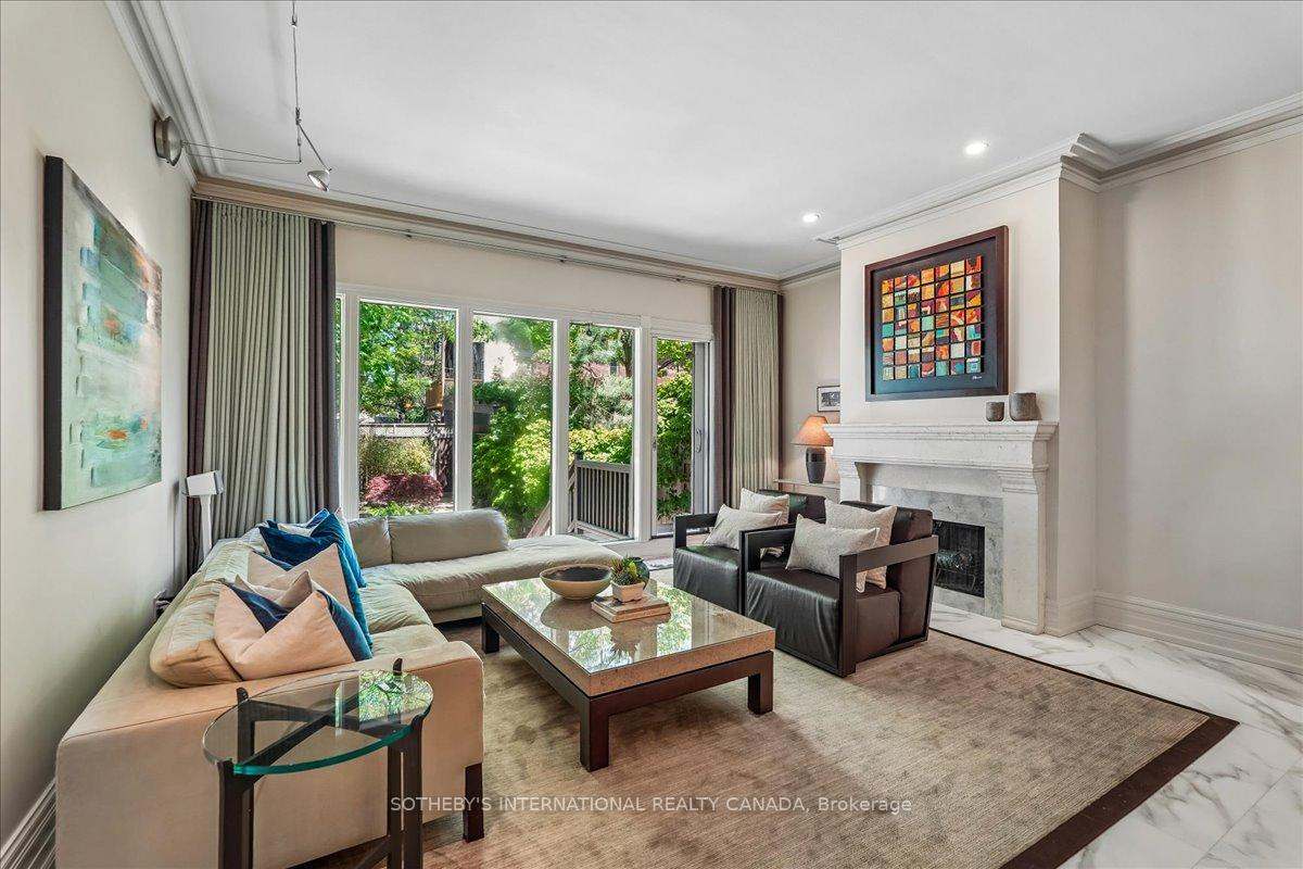 9 Rose Avenue, Toronto, ON M4X 1N6