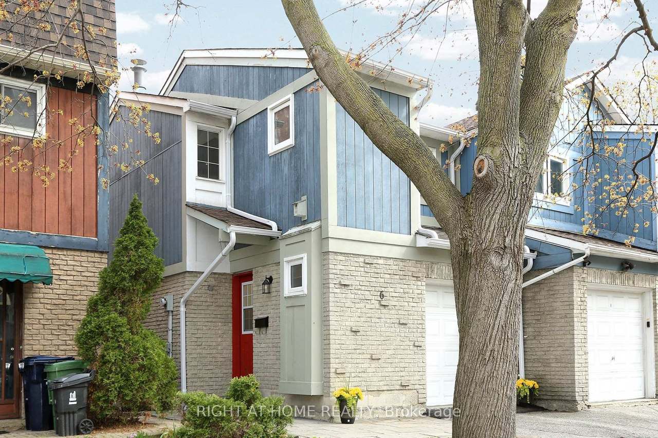 6 Snapdragon Drive, Toronto, ON M2J 4X6