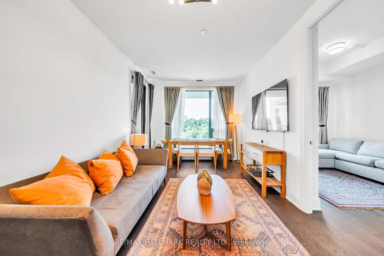 280 Howland Avenue GPH22, Toronto, ON M5R 0C3