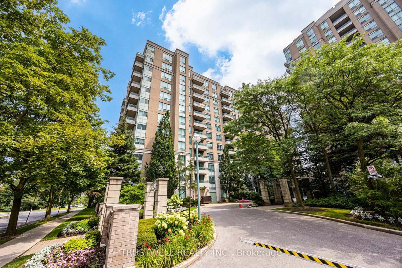 39 Pemberton Avenue 401, Toronto, ON M2M 4L6