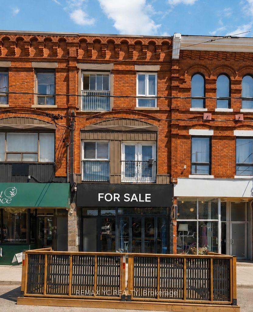 217 Ossington Avenue, Toronto, ON M6J 2Z9