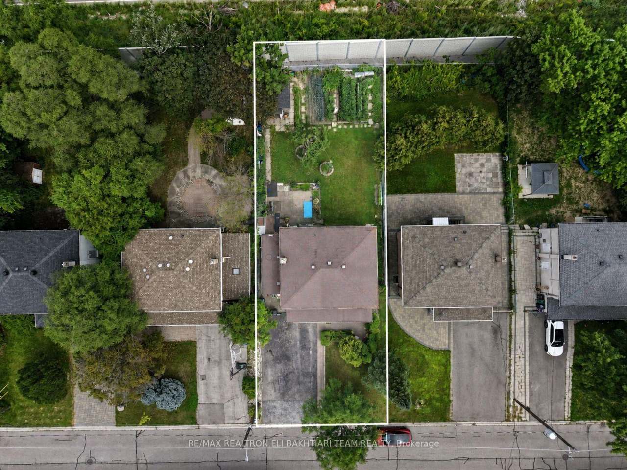 180 Woodsworth Road, Toronto, ON M2L 2T1