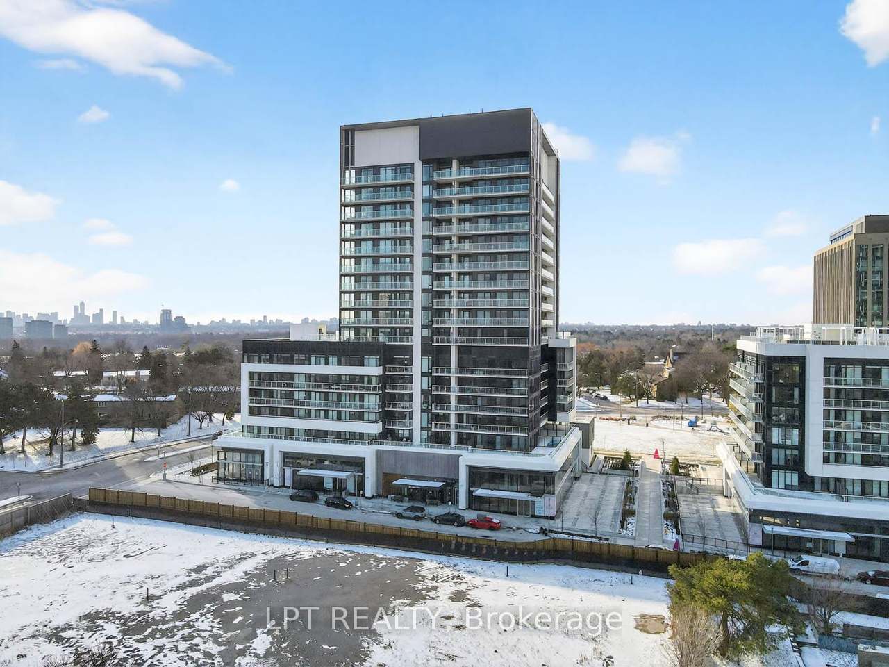 20 O'Neill Road 536, Toronto, ON M3C 0R2
