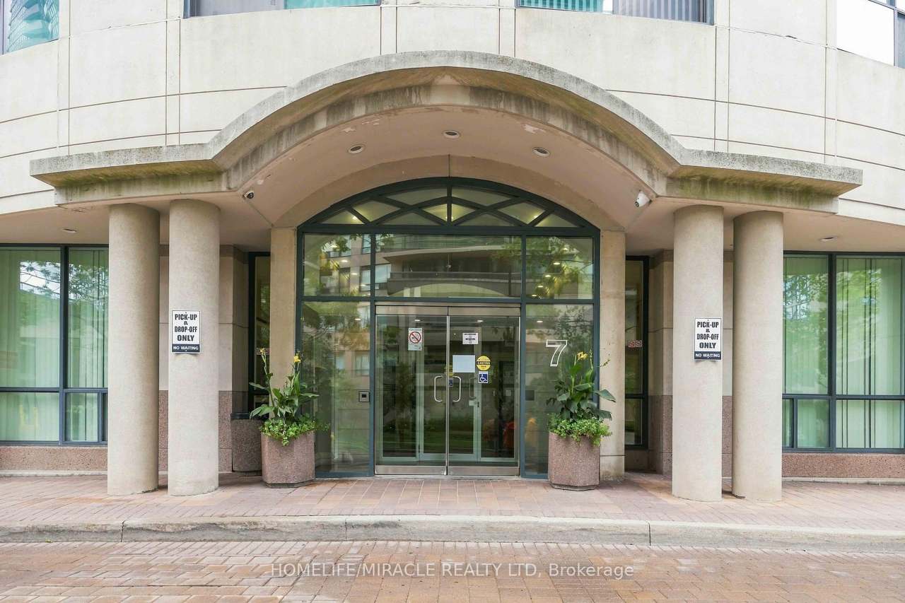 7 Lorraine Drive 1010, Toronto, ON M2N 7H2