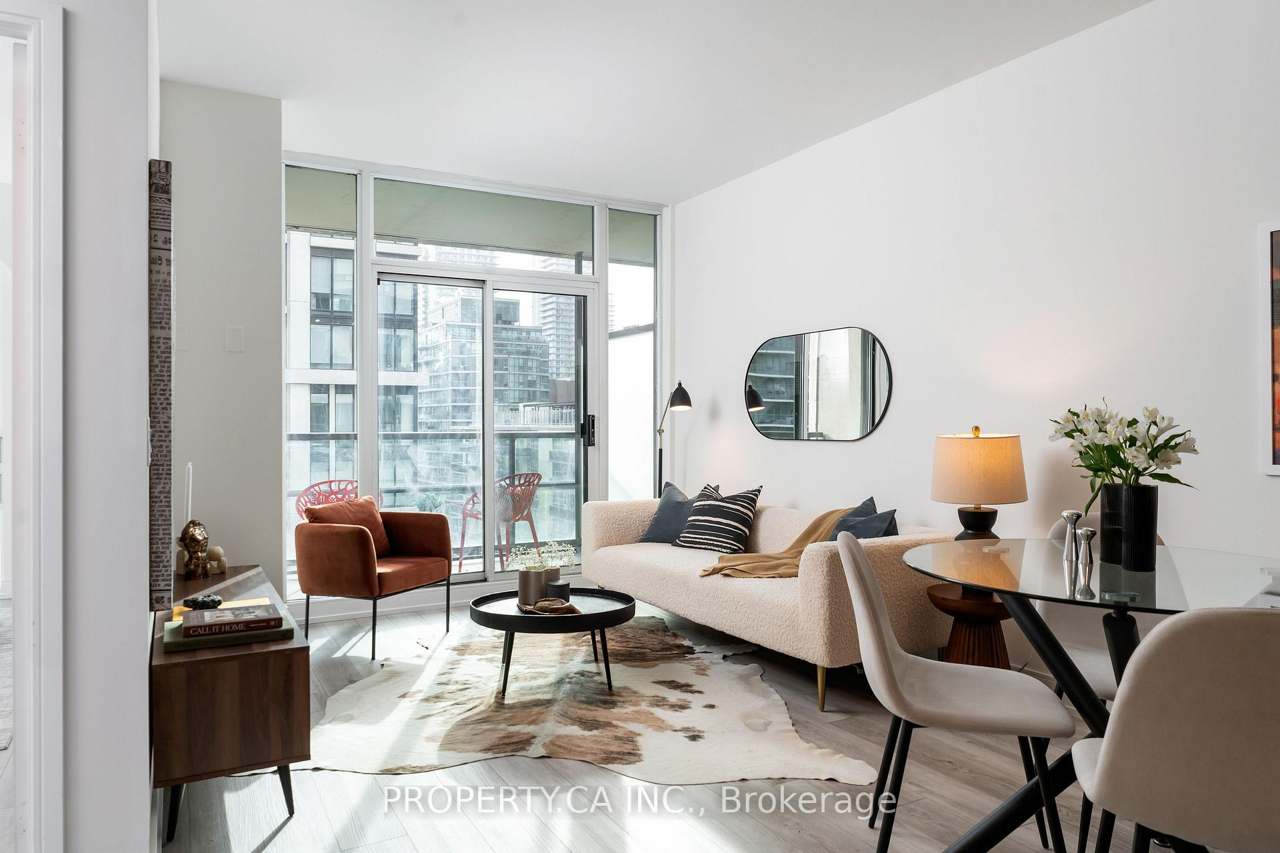 88 Broadway Avenue 1004, Toronto, ON M4P 0A5