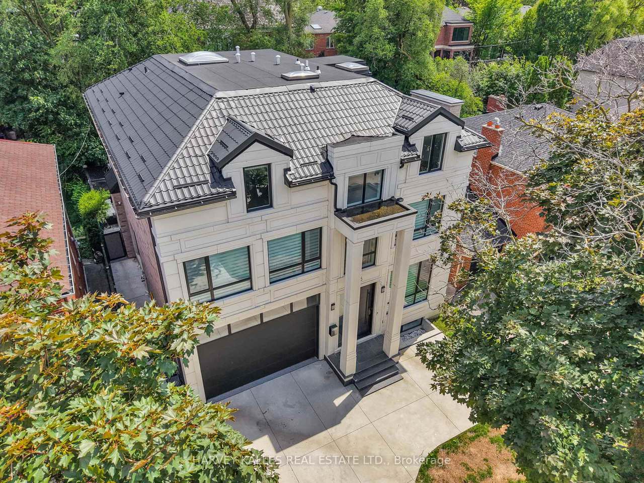 615 Briar Hill Avenue, Toronto, ON M5N 1N4