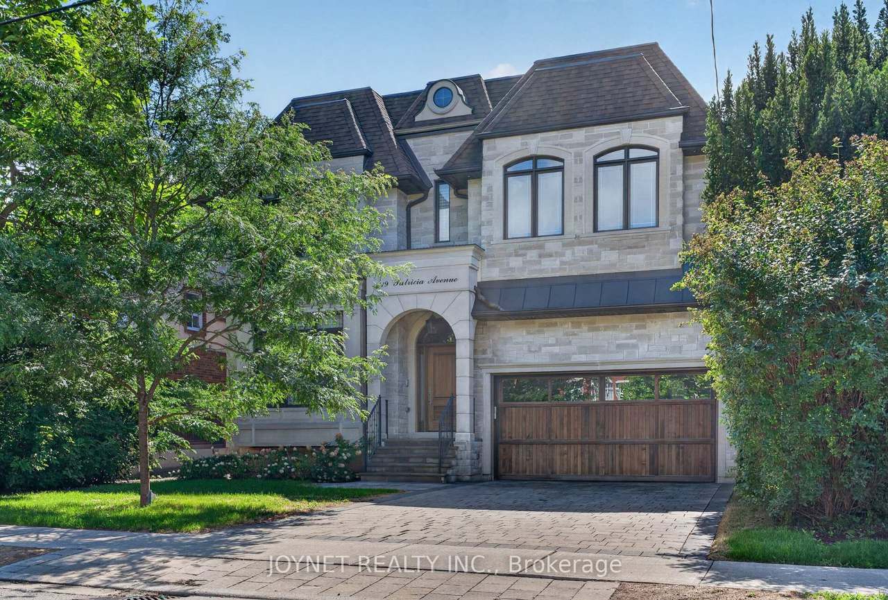 119 Patricia Avenue, Toronto, ON M2M 1J3