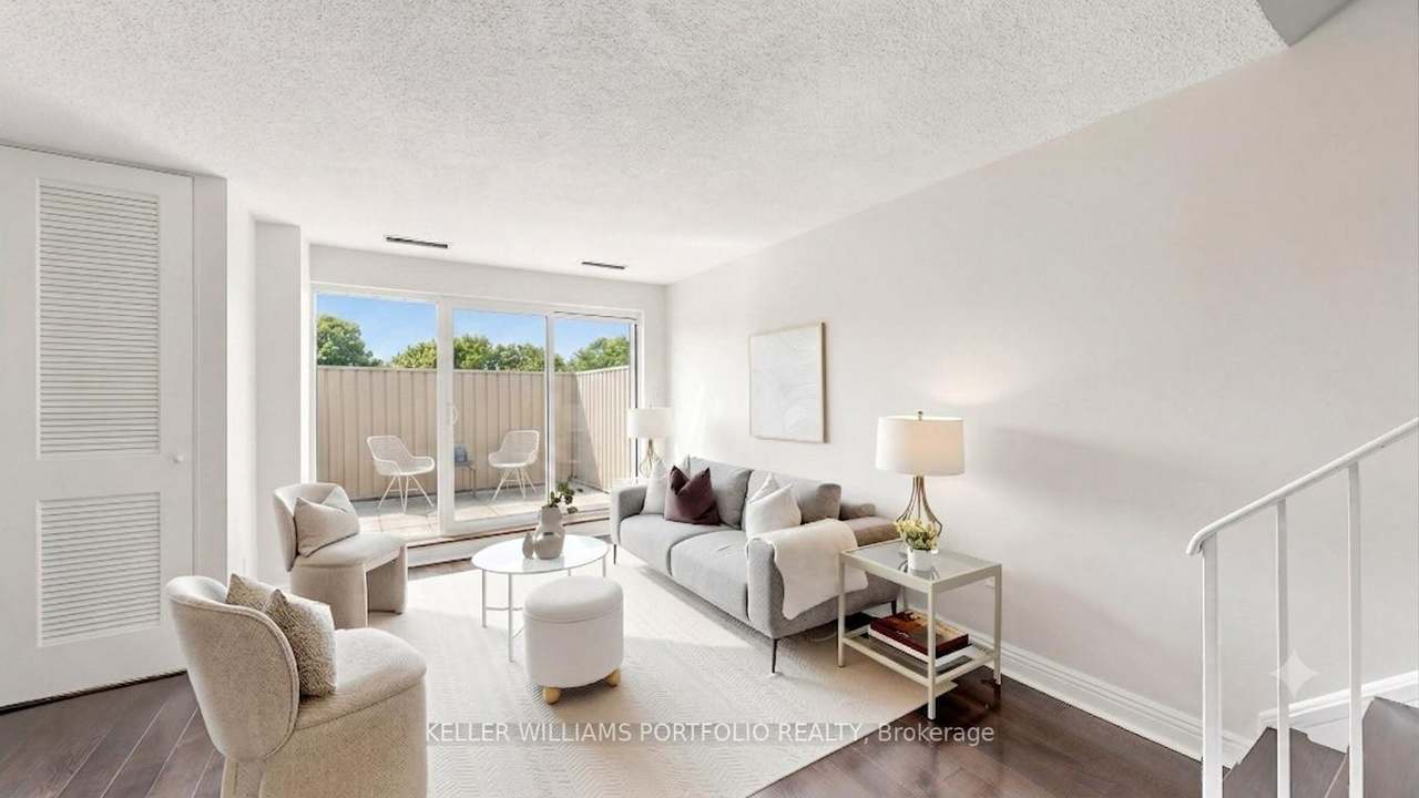 4005 Don Mills Road 358, Toronto, ON M2H 3J9