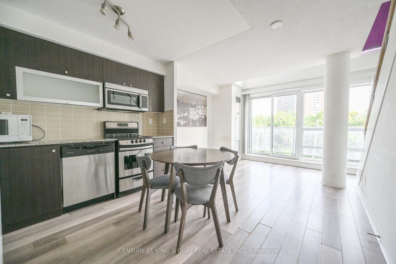 2015 Sheppard Avenue E 312, Toronto, ON M2J 0B3