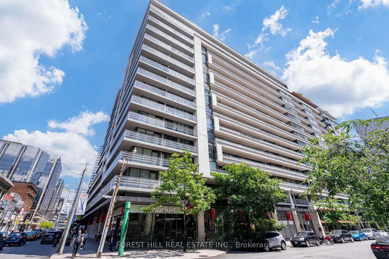 111 Elizabeth Street 917, Toronto, ON M5G 1P7