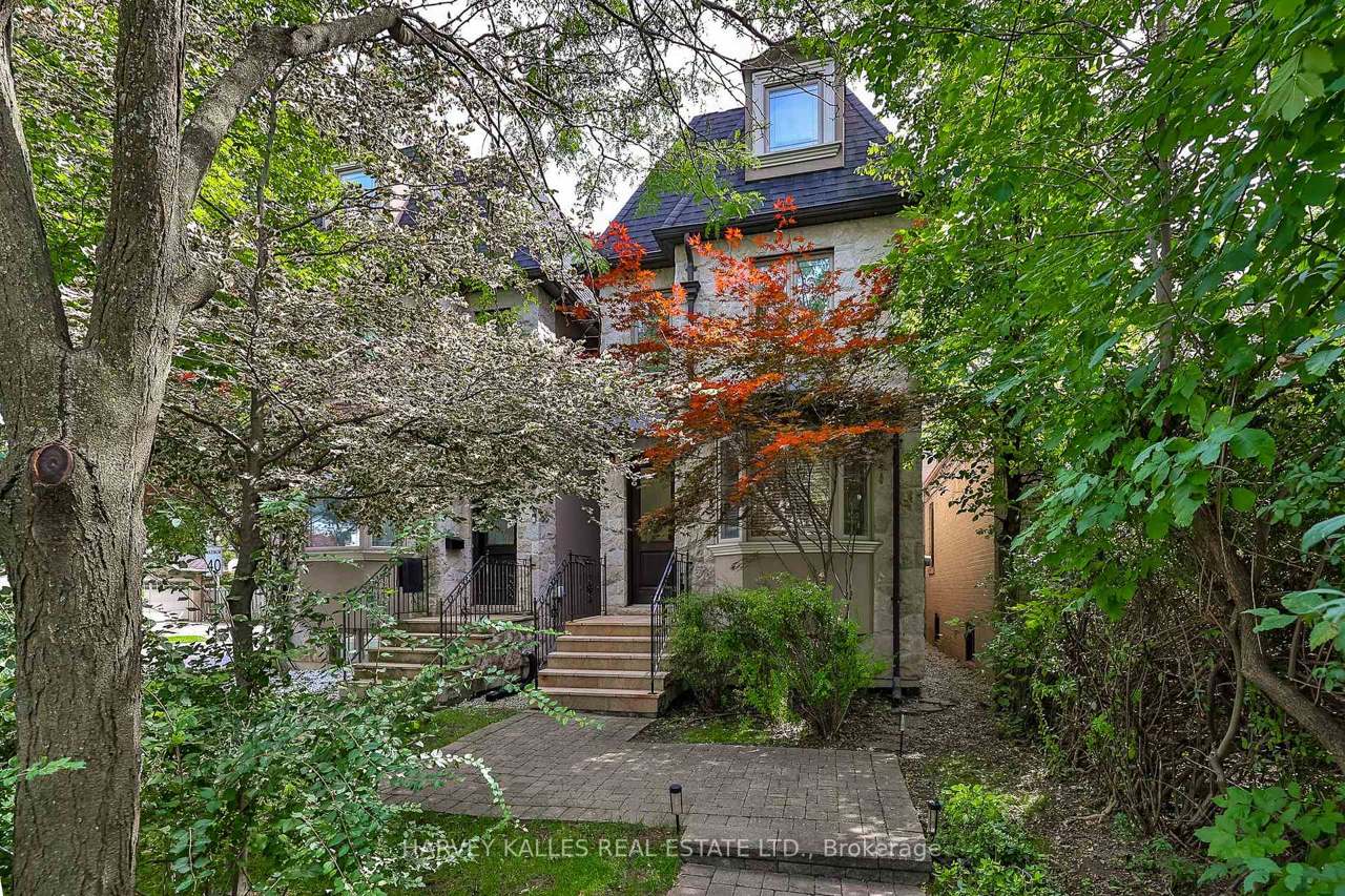 599 Woburn Avenue, Toronto, ON M5M 1M2