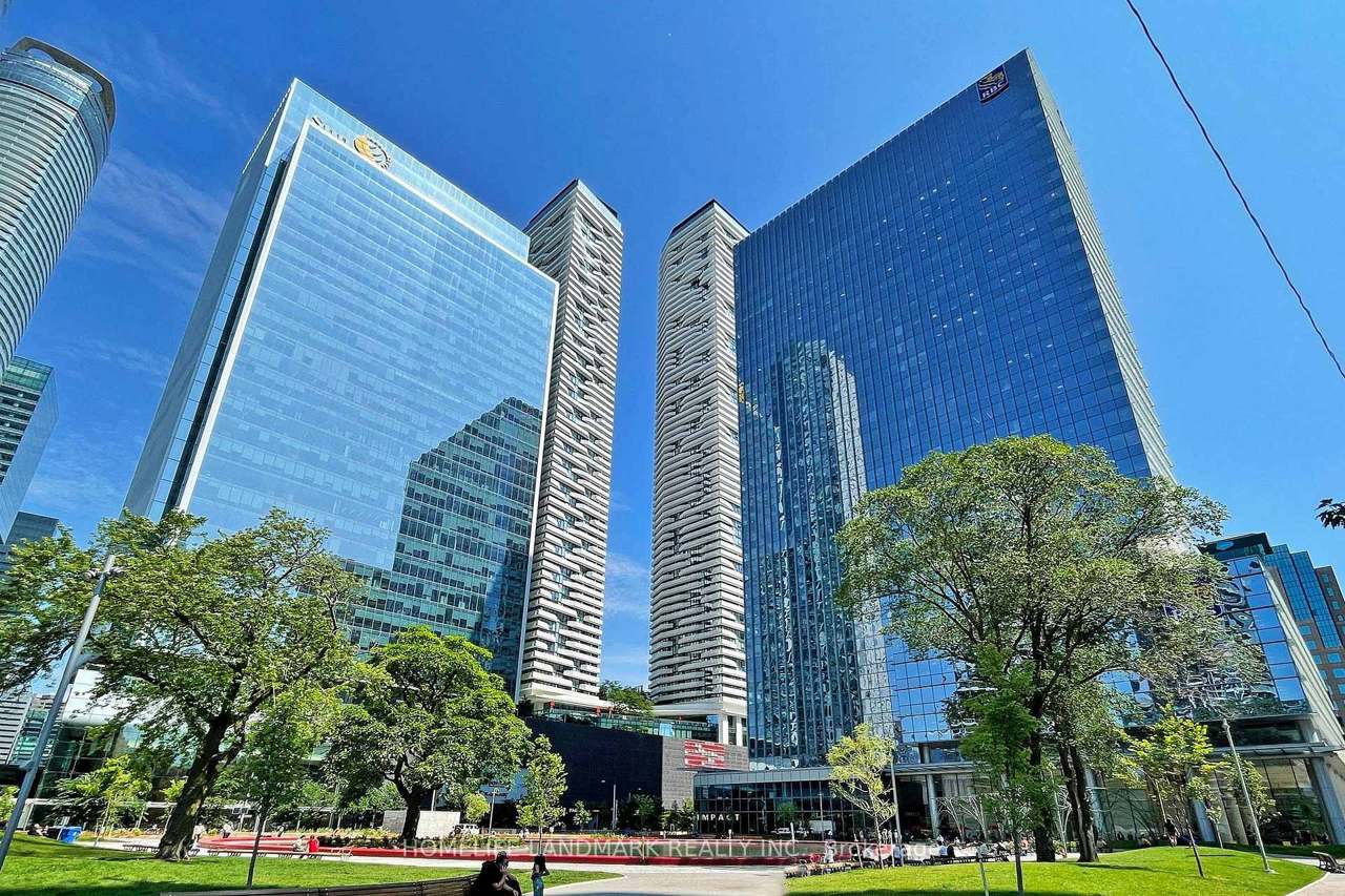 100 Harbour Street 3405, Toronto, ON M5J 0B5