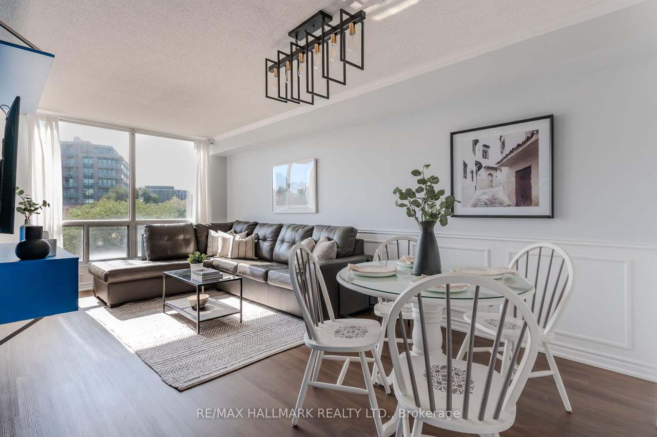 906 Sheppard Avenue W 308, Toronto, ON M3H 2T5