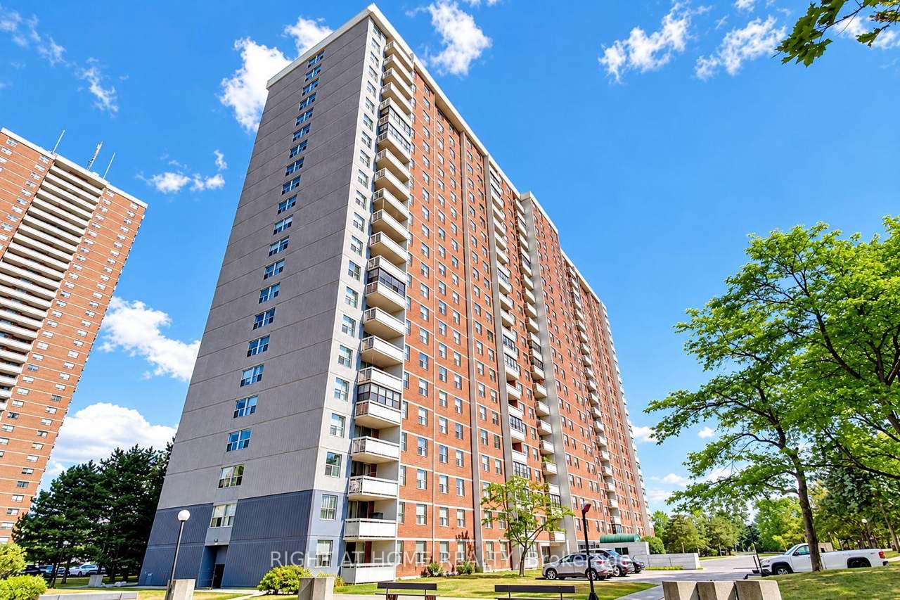 205 Hilda Avenue 2212, Toronto, ON M2M 4B1