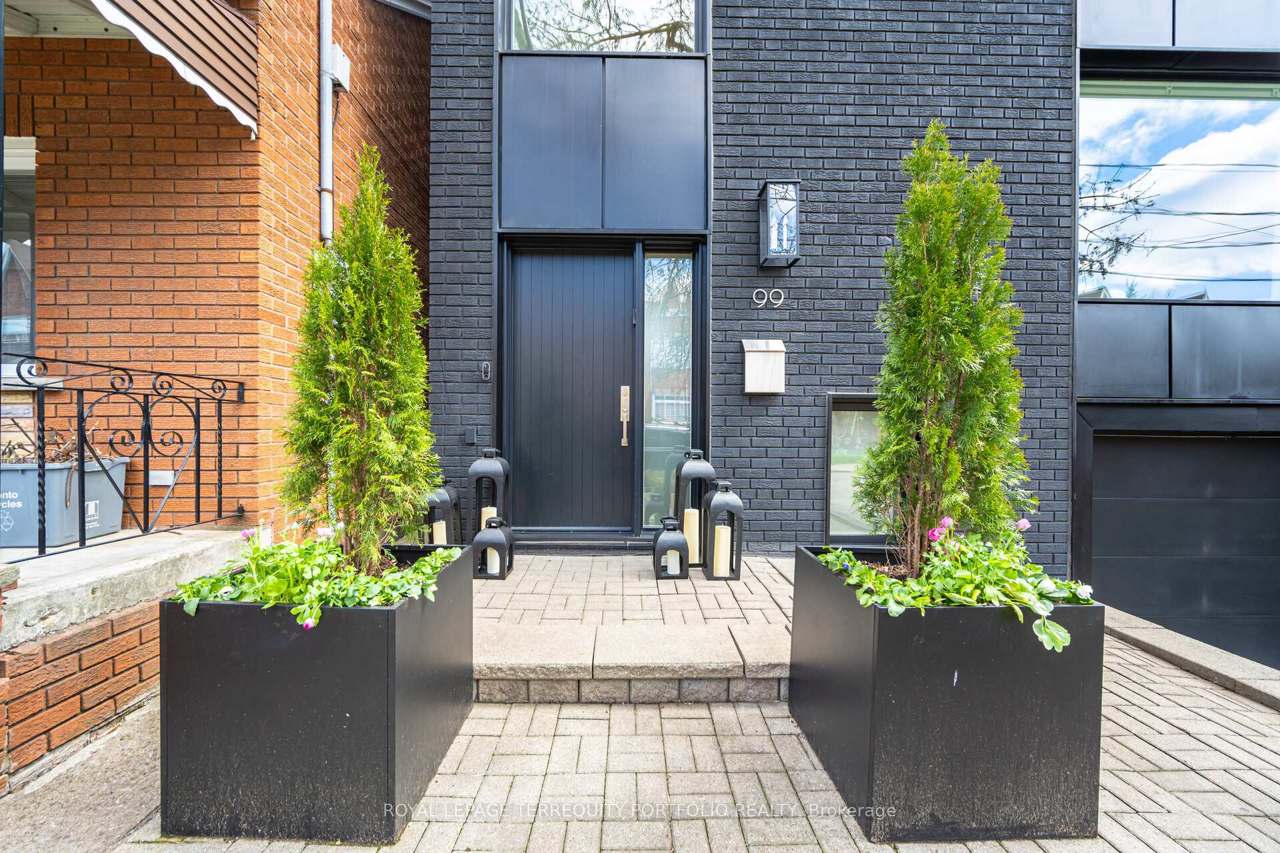 99 Claremont Street, Toronto, ON M6J 2M7