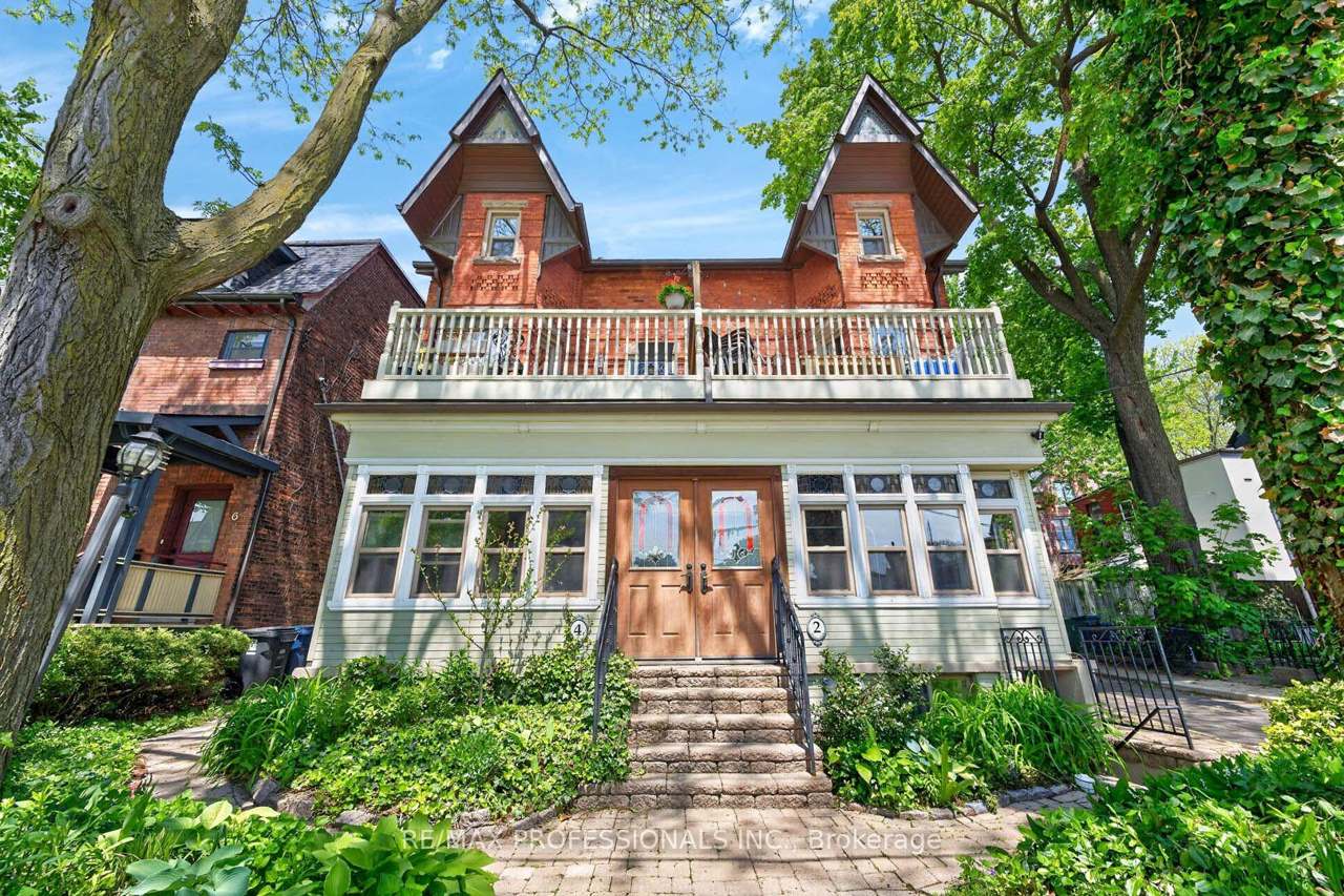 2 Afton Avenue, Toronto, ON M6J 1R7
