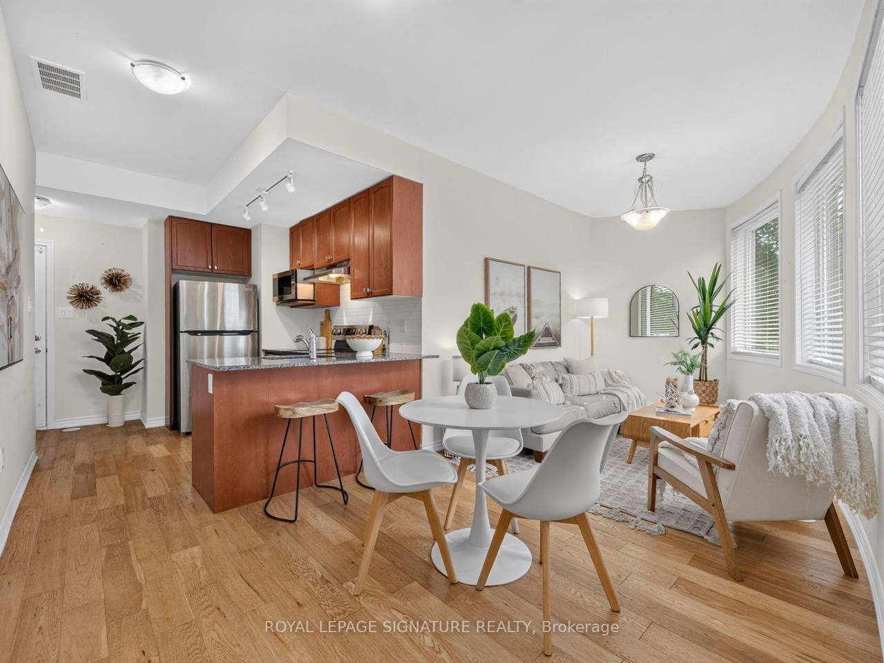 1972B Victoria Park Avenue, Toronto, ON M3A 0A8