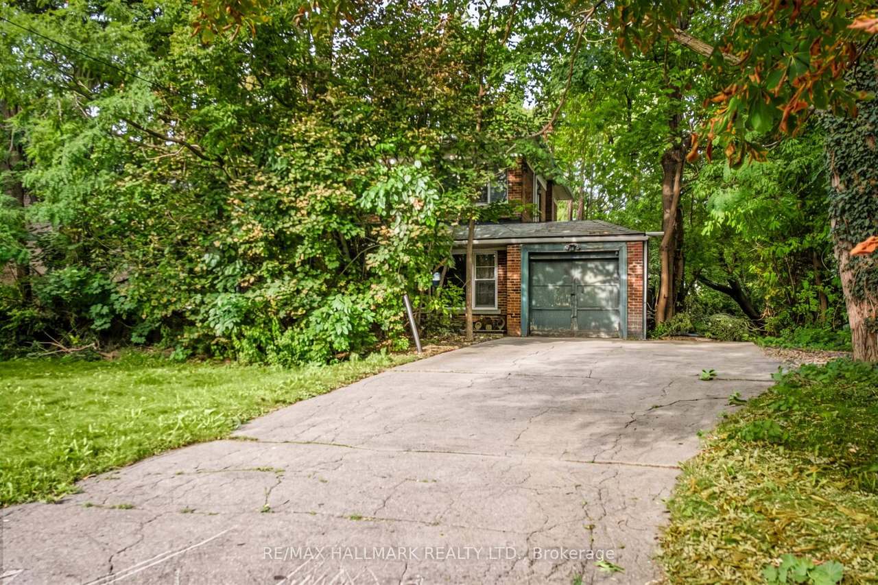 171 Old Yonge Street, Toronto, ON M2P 1R1