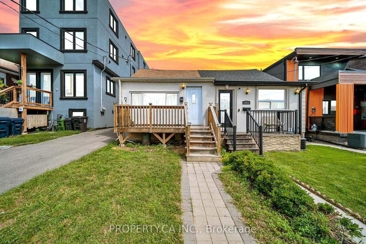 285 Robina Avenue, Toronto, ON M6C 3Y9