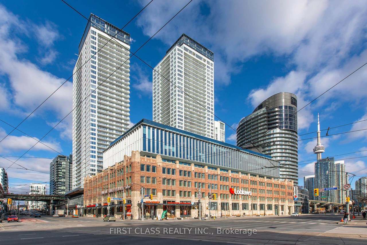 17 Bathurst Street 915, Toronto, ON M5V 0N1