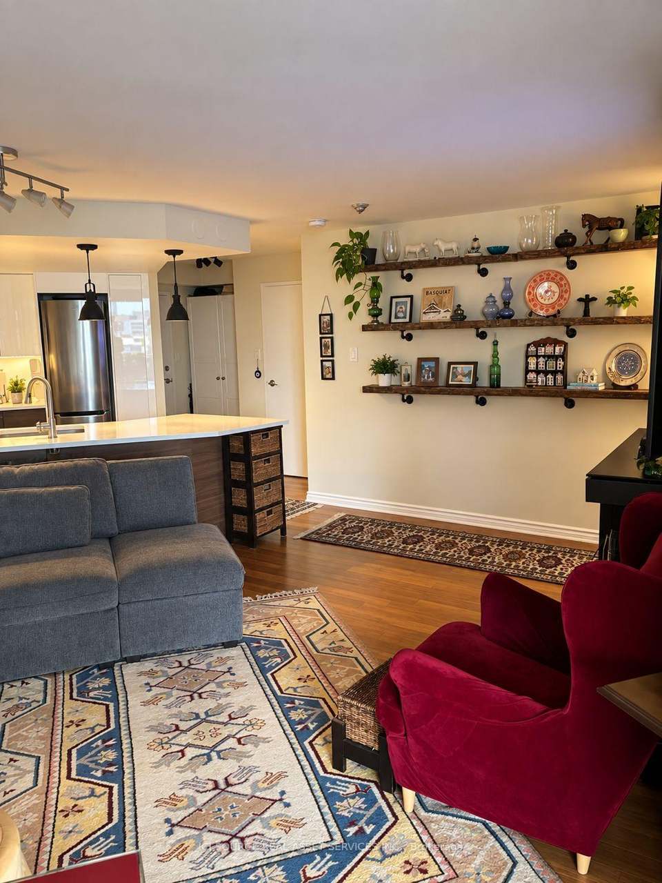 77 Maitland Place 1226, Toronto, ON M4Y 2V6