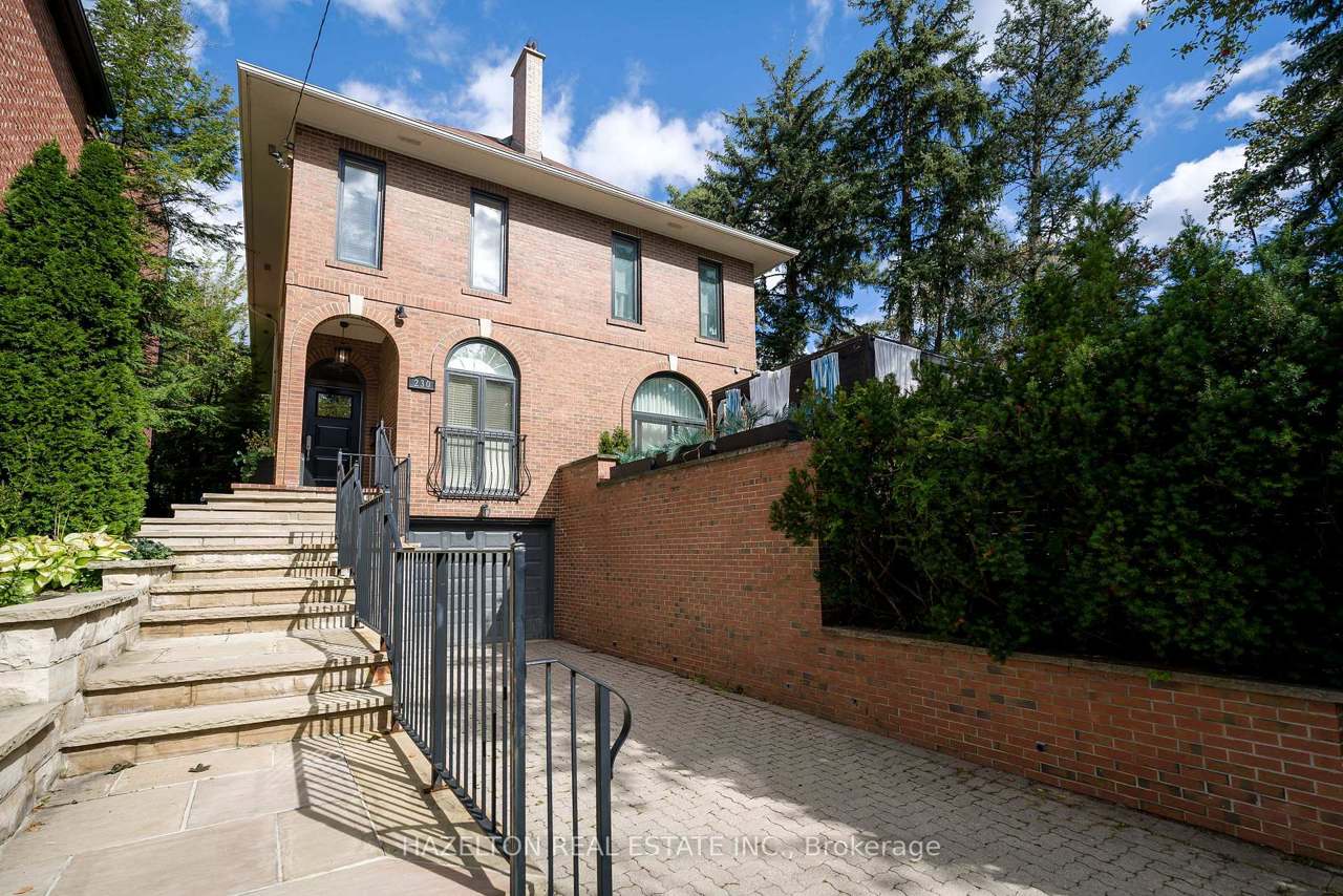 230 Glen Road, Toronto, ON M4W 2X3