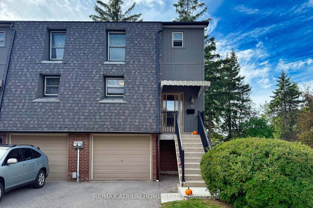 38 Purple Sageway, Toronto, ON M2H 2Z5