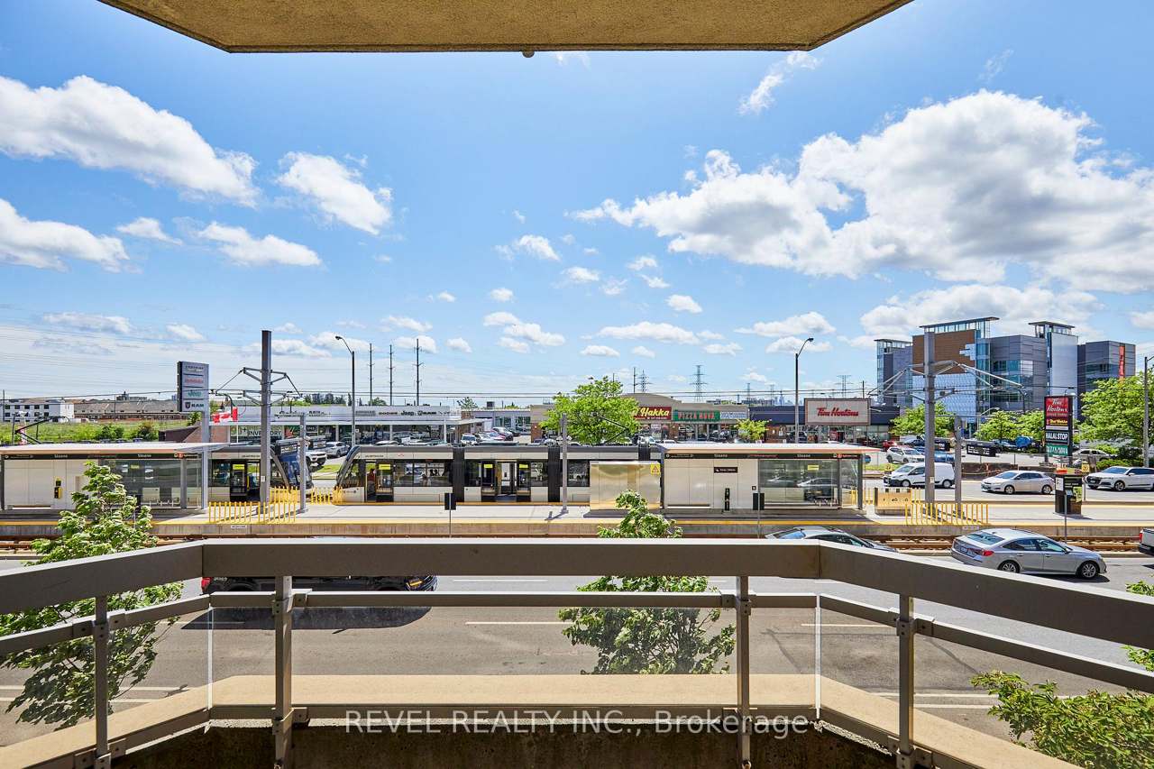 1700 Eglinton Avenue E 210, Toronto, ON M4A 2X4