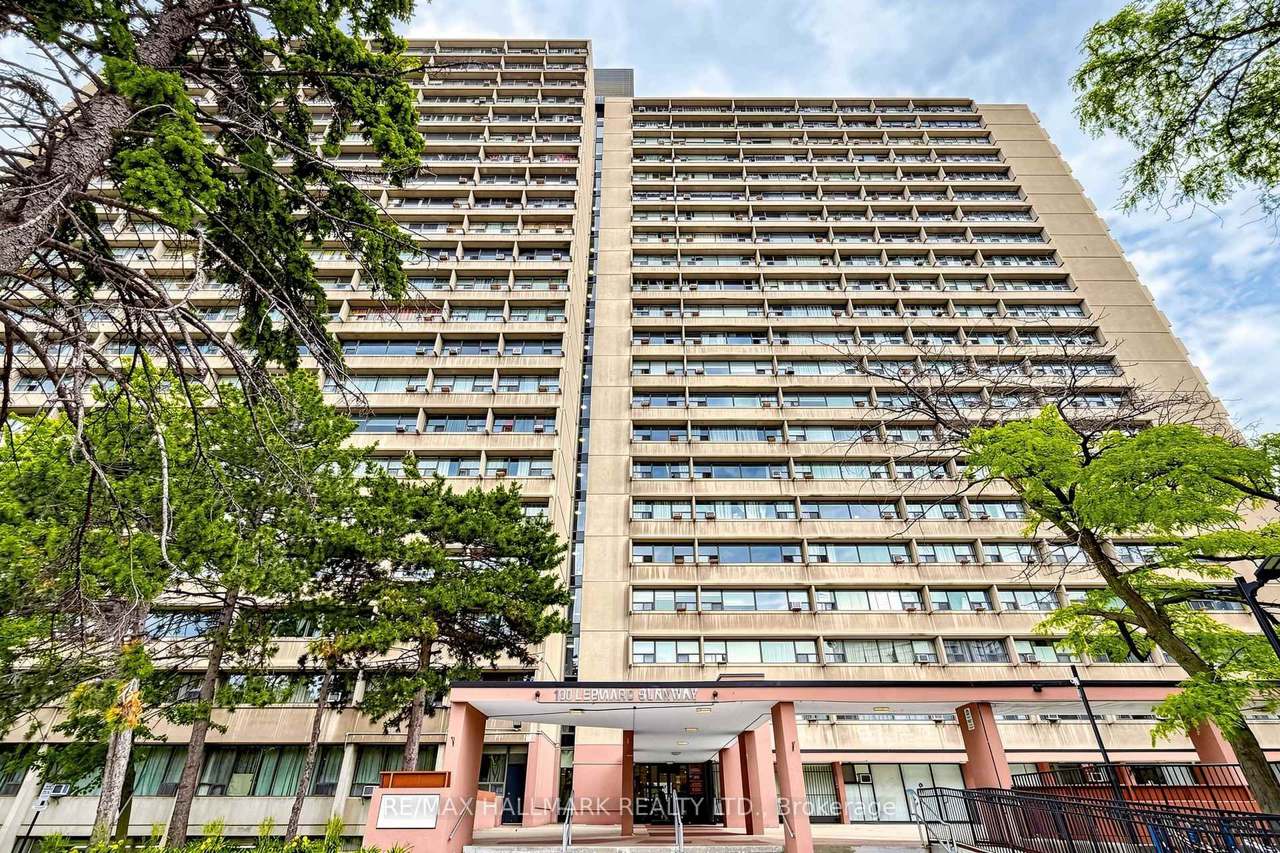 100 Leeward Glenway 1512, Toronto, ON M3C 2Z1