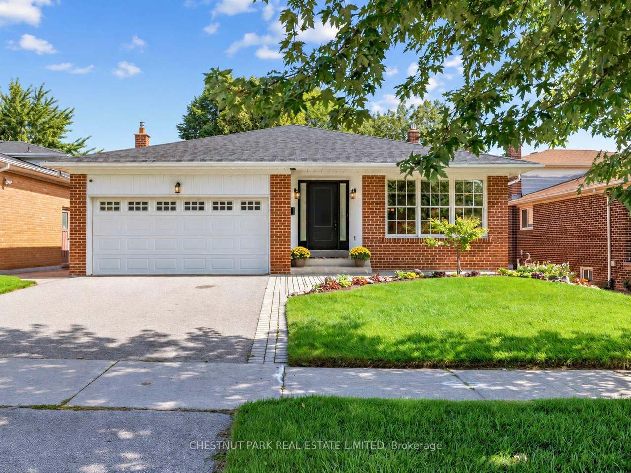 11 Doubletree Road, Toronto, ON M2J 3Z3