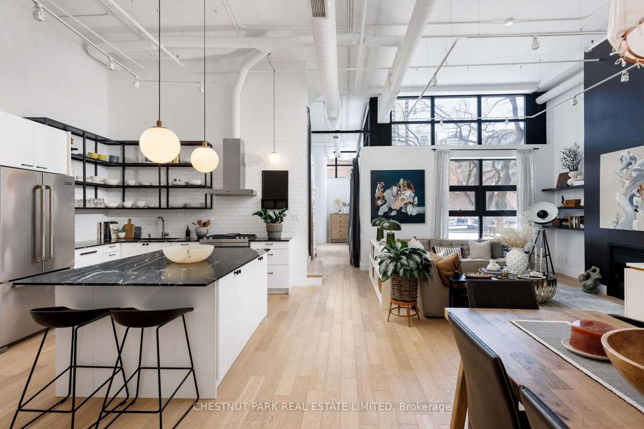 90 Sumach Street 313, Toronto, ON M5A 4R4