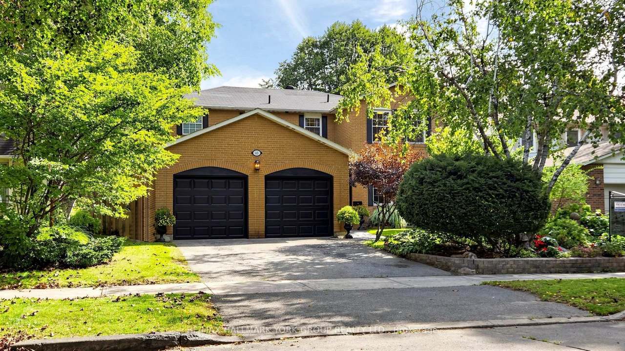 45 Pinnacle Road, Toronto, ON M2L 2V6