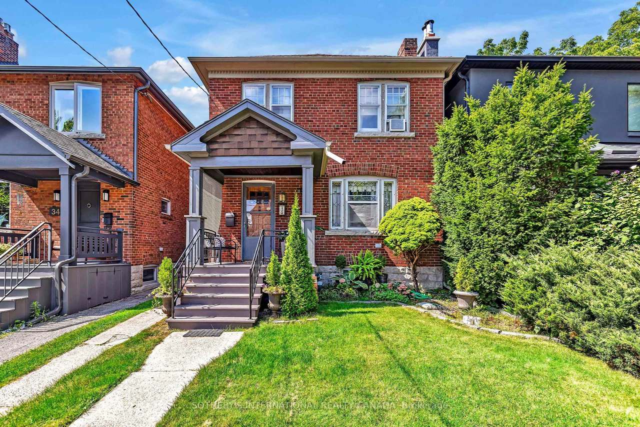 36 Hadley Road, Toronto, ON M4S 2N9