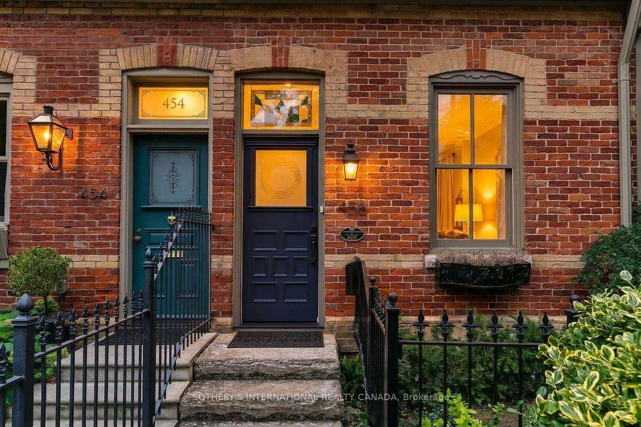 456 Sumach Street, Toronto, ON M4X 1V7