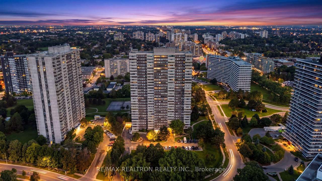 100 Antibes Drive 804, Toronto, ON M2R 3N5