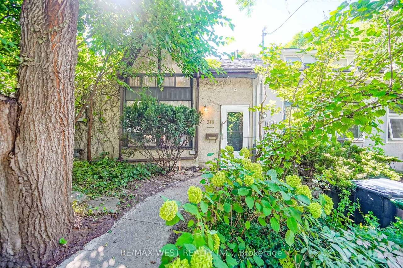 311 Wellesley Street E, Toronto, ON M4X 1H2