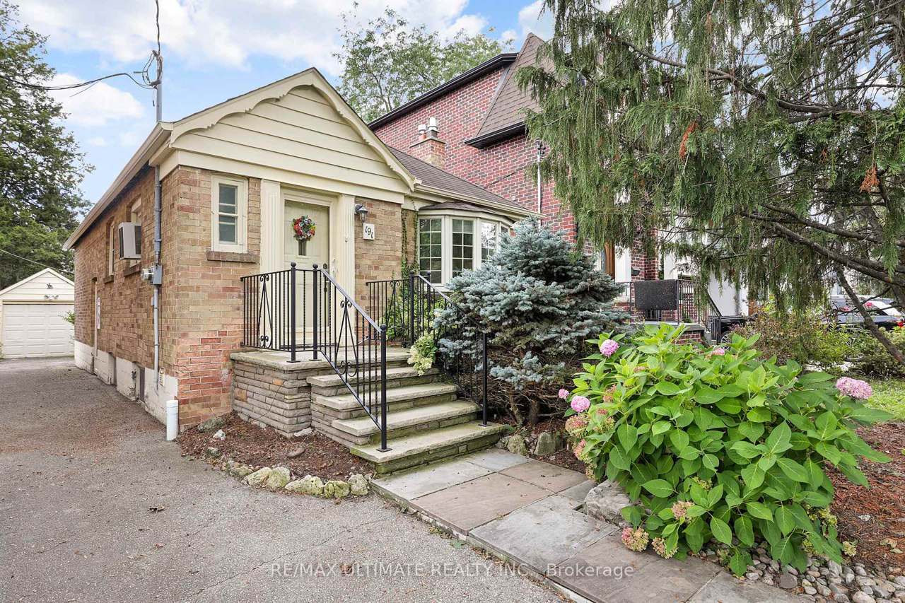 191 Glenvale Boulevard, Toronto, ON M4G 2W5