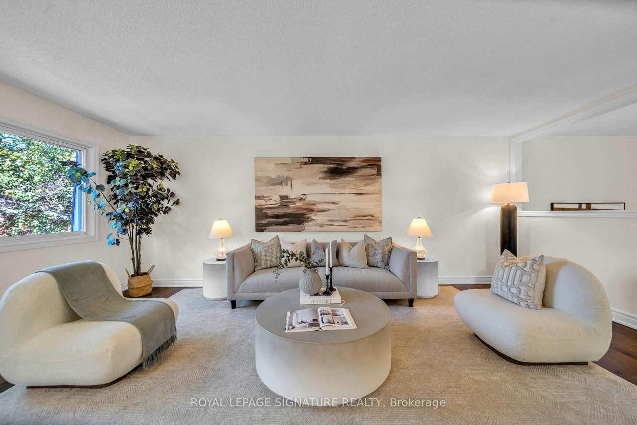 69 Silas Hill Drive, Toronto, ON M2J 2X8