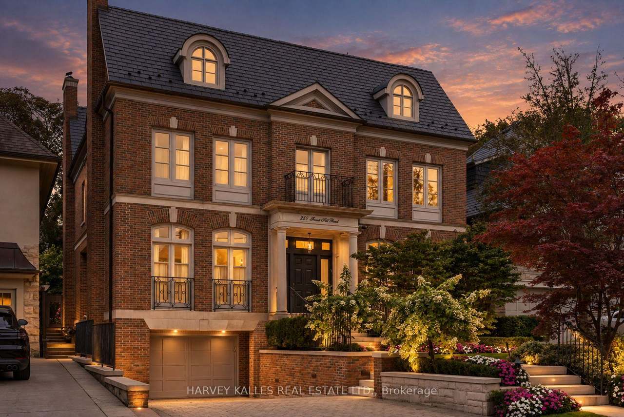 250 Forest Hill Road, Toronto, ON M5P 2N5