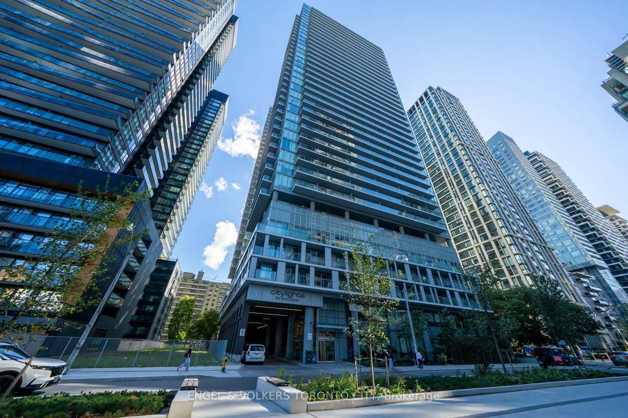 99 Broadway Avenue 2710, Toronto, ON M4P 0E3