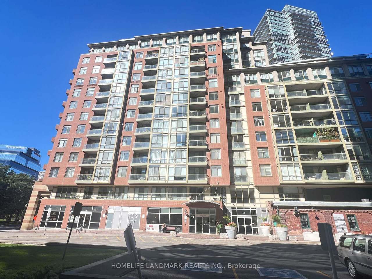 39 Parliament Street 716, Toronto, ON M5A 4R2