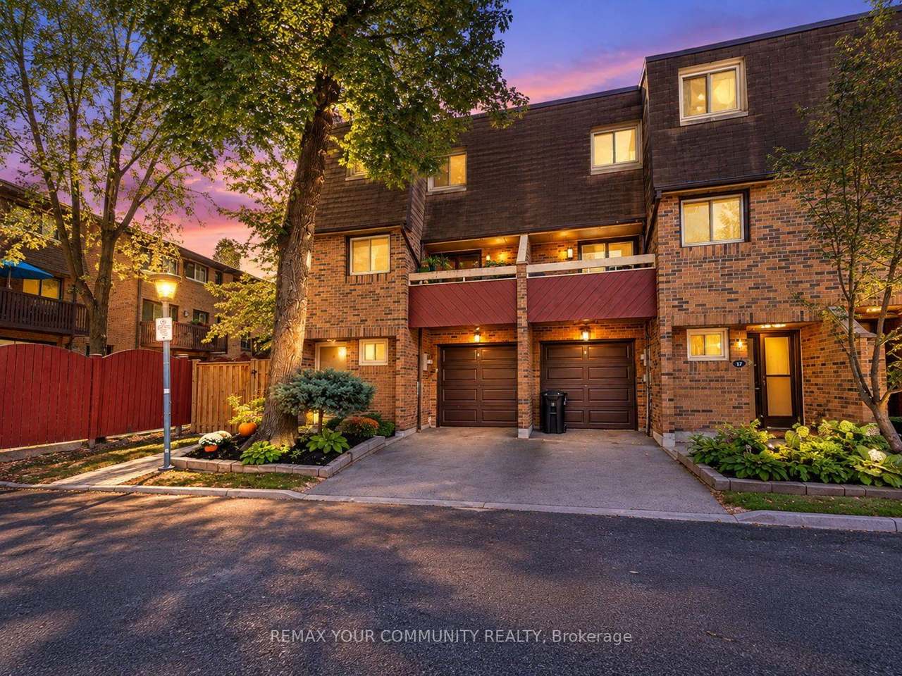 19 Poet's Walk Way, Toronto, ON M2J 4V2