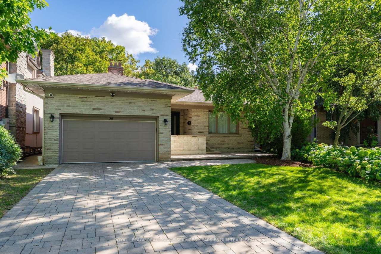 38 Killdeer Crescent, Toronto, ON M4G 2W8